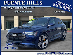 2022 Audi e-tron Premium Plus
