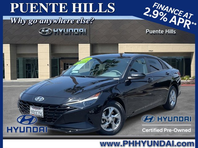2022 Hyundai Elantra SE