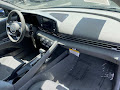 2022 Hyundai Elantra SE