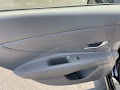 2022 Hyundai Elantra SE