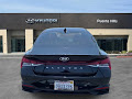 2022 Hyundai Elantra SE
